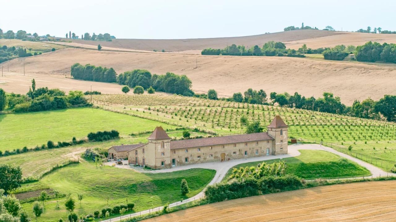 Escons Domaine De Charme Hotel Saint-Sulpice-sur-Leze Exterior photo